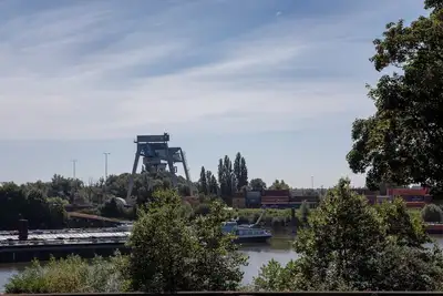 Image de Vacation apartment at the Rheinpark to relax