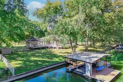 Image de Lakefront Home Private Dock Close to State Park