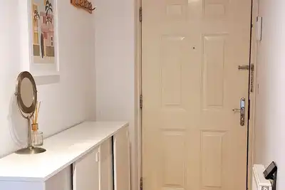 Image de Riverside City Living - Family-sized 2 Bedroom Apartment