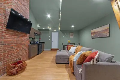 Image de Lovely Little Loft-Style 2-Bedroom in Tulsa