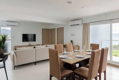 Image de New Ocean View Retreat