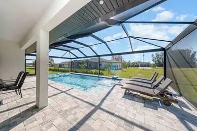 Image de Indoor\/Outdoor living, Pool, 2 King Ensuite Bedrooms Villa Great Coastal Getaway