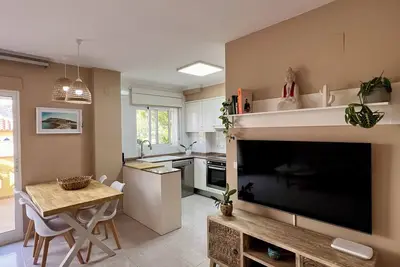 Image de Charming 2-bedroom apartment with WiFi, Ac in enjoyable La Sella