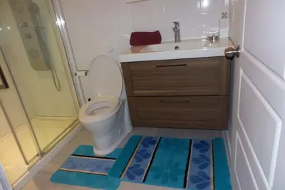 Image de Sentez vous chez vous dans cet appartement d’1 chambre, salon, cuisine et douche