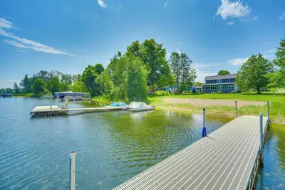 Image de Lakefront Cabin w/ Fire Pit in Frederic!