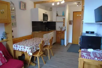 Image de 3ème étage, vue vallée, balcon, télévision, casier à ski, 23m², Valfréjus