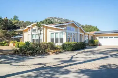 Image de Breathtaking Mountain Retreat 4b house in Serene Nature