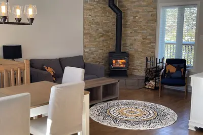 Image de La Cachette au coeur du village - Famille, ski, lac et plein air - 31 nuits et +