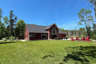 Image de Charming Deer Lake Cottage for 1-4 Guests