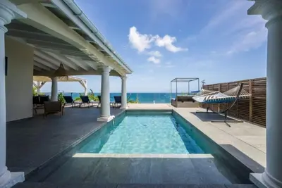 Image de Breathtaking view of the Caribbean sea and Sunsets! Ideal place to relax