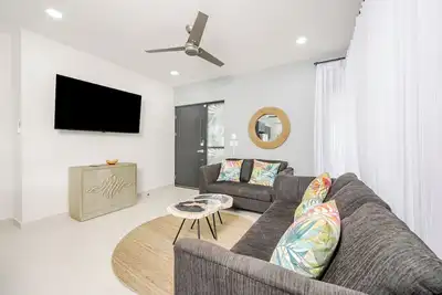 Image de Los Mangos #3 • New! 3 Br Town-home • Private Plunge Pool Terrace, Coco Beach • Guests