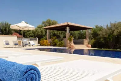 Image de Exclusive Luxury Villa with Breathtaking Views & Elite Services