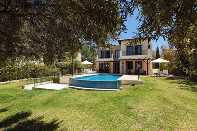 Image de Luxury Retreat with Stunning Ravine Views, Paphos Villa 1484
