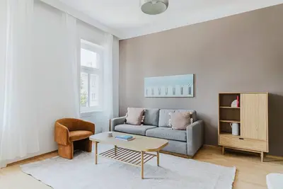 Image de Sunny Döbling 2br, Furnished & Decorated, by Blueground