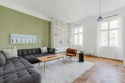 Image de Nice Josefstadt 2br w/ Laundry, Fully Furnished, by Blueground