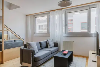 Image de Clean Leopoldstadt 2br w/ Private W/D + Furnished, by Blueground