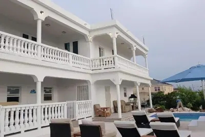 New Condo with Sea View