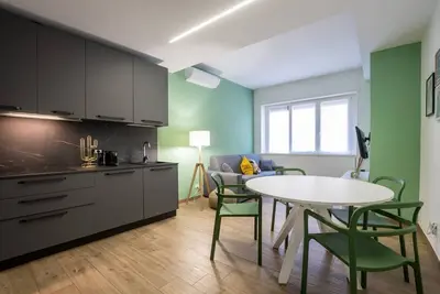 Image de Gorki 11 Modern Escape