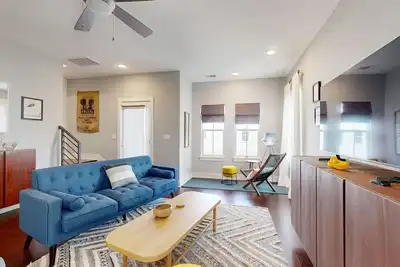 Image de Modern townhome in the heart of Austin, close to restaurants, shopping and more