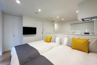 Image de Prime Location! Studio Along Shopping Street