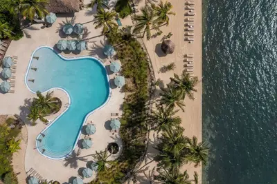 Image de Experience Soothing Moments & 1BRLuxury! Free Parking, Onsite Pool, Pet-friendly