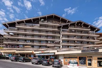 Image de Valaisia 17b - 4 pers - centre station