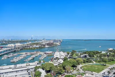 Image de Mvr - Best Views in Downtown - Walk Everywhere!