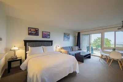 Image de #221 Lower Beach View Suite at Shorewater Resort, Qualicum Beach