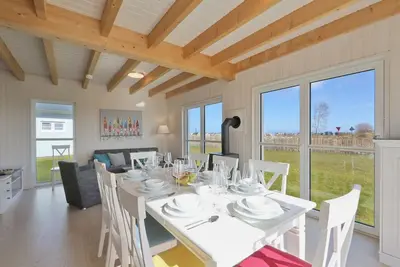 Image de Ostsee Lodge - Infrared Sauna, Bathtub, Fireplace, Terrace, 2 Parking Spaces