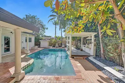Image de Rustic Pool House near Aventura w\/ Bbq