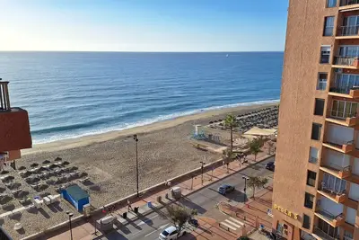 Image de Perla 4, front line beach and central location