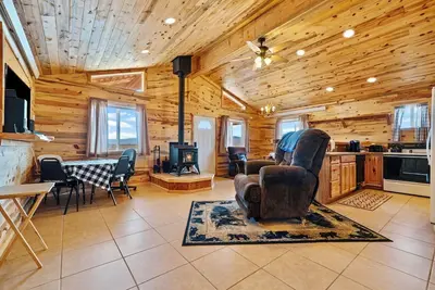 Image de Tranquil Cabin Retreat in the Heart of Kremmling!