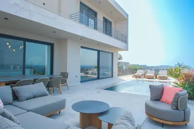 Image de Luxury villa with sea view