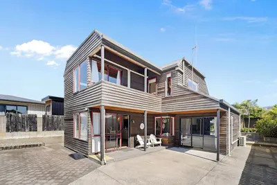 Image de The Beach House - Mt Maunganui Holiday Home