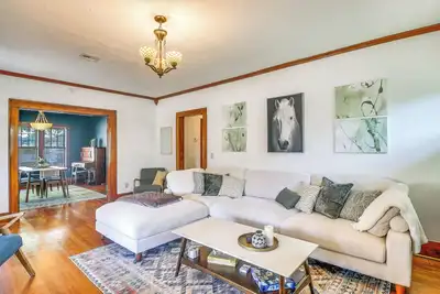 Image de Walk to Town & 3 Mi to Fort Sill: Home in Lawton!