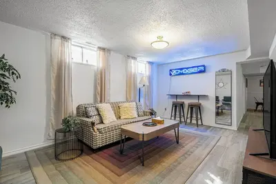 Image de Digital Nomad- spacious, family, full kitchen, 3br, sleep8, family