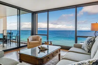 Image de Stunning Kaanapali Oceanfront! Mahana 1107!
