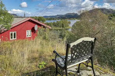 Image de Maison confortable de 2 chambres à.