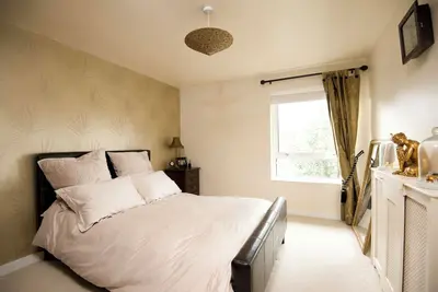 Image de So-Cute Cityside Apartment - 2 Bedroom Apartment. Sleeps 5