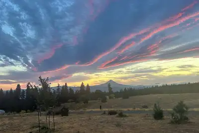 Image de Highlands House - 5 acres with Mt. Hood Views. Dog Friendly!