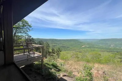 Image de Fawn Ridge - Million dollar Ozark views!