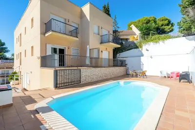 Image de Appartement \"Dorada 2-3\" avec piscine partagée, terrasse privée et Wi-Fi