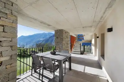 Image de Appartement 'Da Primo - Alloggi Vacanze P1' avec vue sur les montagnes, Wi-Fi et climatisation