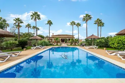 Image de Maison de campagne 'Can Caragol De Son Duri' avec piscine privée, Wi-Fi et climatisation