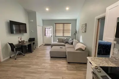 Image de Fully Furnished 2 Bedroom 2 Bath Stylish Home centrally located in Missoula Mt.