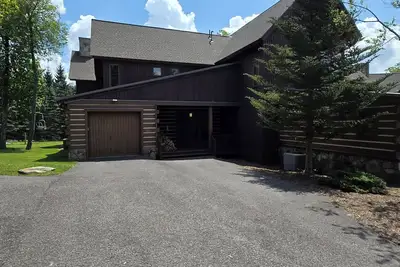 Image de Top of the Slopes | 4br Ski-In/Ski-Out Townhouse w/ Hot Tub