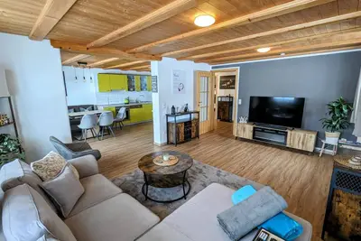 Image de Appartement \"Alpenblick Dorner\" avec vue sur les montagnes, terrasse privée et Wi-Fi