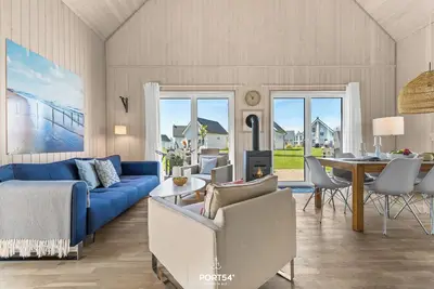 Image de Hygge Hus - Infrared sauna, fireplace, bathtub, barbecue, 2 parking spaces