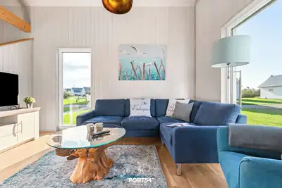 Image de Strandräuber - Infrared Sauna, Fireplace, Terrace, 2 Parking Spaces