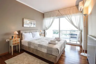 Image de Alimos Luxury 3 Bd Apt w Stunning Acropolis Views